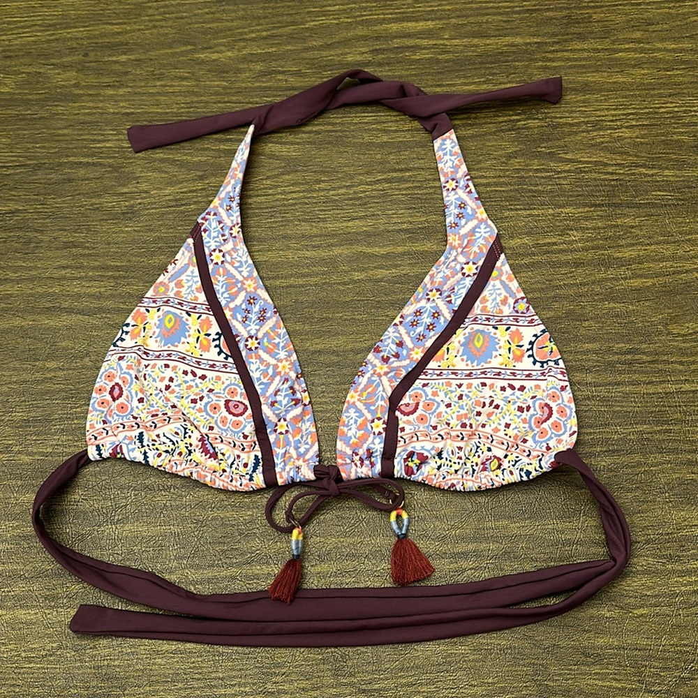 Swim suit top, triangle. Almost new! Multi color. Wine trim.